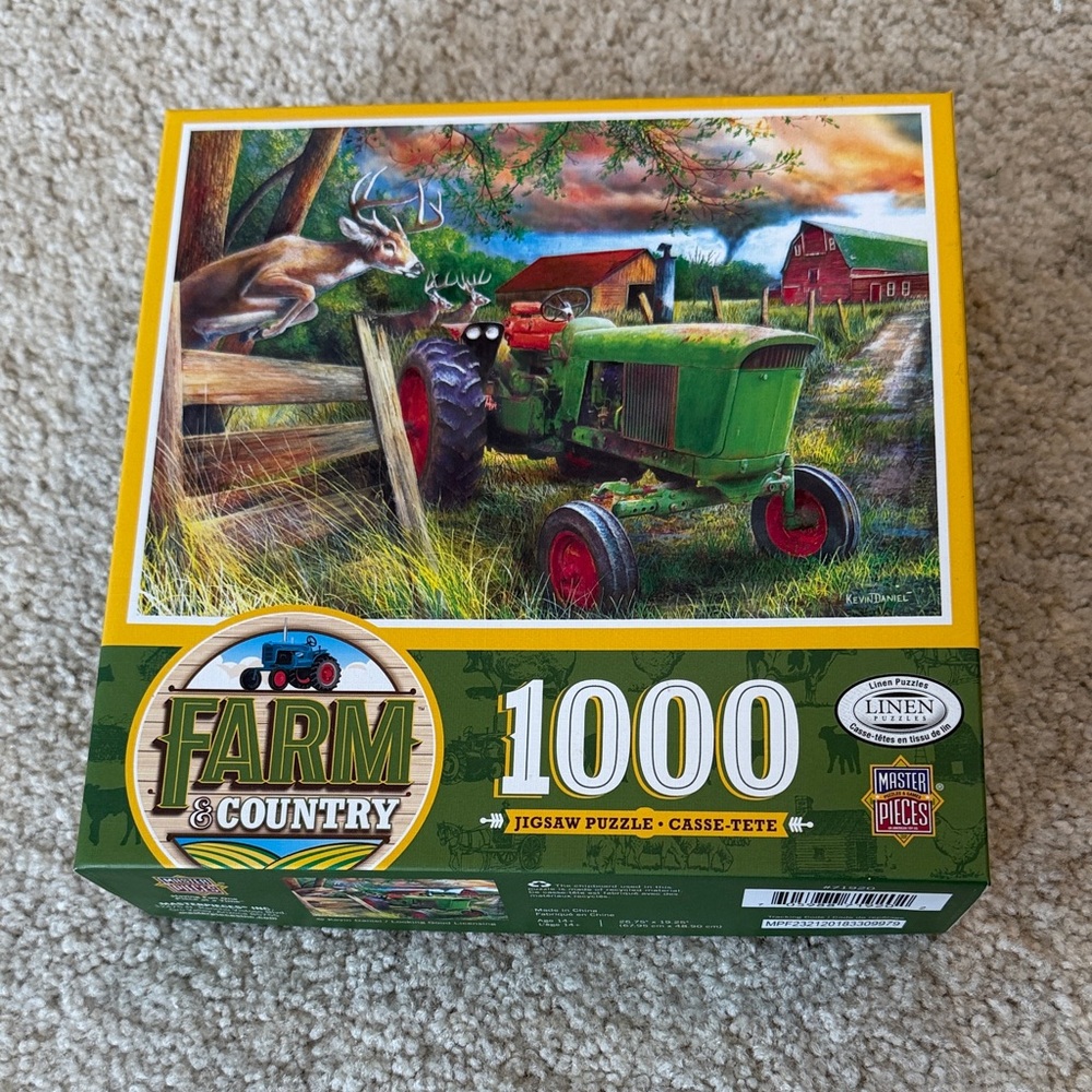 Farm & Country 1000-Piece Jigsaw Puzzle - Green Tractor